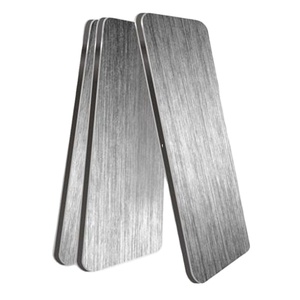 Letreros compuestos <span class=keywords><strong>de</strong></span> aluminio cepillado plateado Cortina <span class=keywords><strong>de</strong></span> pared ACM hoja ACP con buen precio <span class=keywords><strong>de</strong></span> compra <span class=keywords><strong>de</strong></span> fábrica - Product Image 1