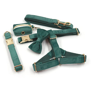 Desain Lucu Beludru Hijau Hijau Hijau Kerah Anjing Natal Tali Dasi Kupu-kupu Set dengan Pasangan Rompi Hewan Peliharaan Harness Pemegang Tas Kotoran - Product Image 1