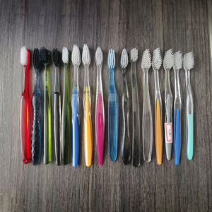 <span class=keywords><strong>Cepillo</strong></span> <span class=keywords><strong>de</strong></span> <span class=keywords><strong>Dientes</strong></span> Desechable <span class=keywords><strong>de</strong></span> Alta Calidad, Biodegradable y Ecológico para Adultos <span class=keywords><strong>con</strong></span> Cerdas <span class=keywords><strong>de</strong></span> Nailon Súper Suaves y Mango <span class=keywords><strong>de</strong></span> PP - Product Image 1
