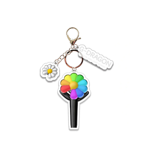 Llavero Colgante de Moda Personalizado con Diseño de Anime G-DRAGON Daisy, Impresión UV en PVC y Acrílico, Regalo Creativo y Souvenir - Product Image 4