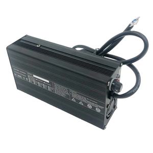 <span class=keywords><strong>Caricabatterie</strong></span> 73 Volt 5 <span class=keywords><strong>Ampere</strong></span> per Batterie Lifepo4 Adattatore Elettrico 73v 5a Caricatore Liepo4 per Batterie Lifepo4 20s 60v - Product Image 1