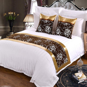 Nouvelle collection : <span class=keywords><strong>Ensemble</strong></span> de literie d'hôtel en soie crème rouge pour <span class=keywords><strong>matelas</strong></span>, style couvre-<span class=keywords><strong>lit</strong></span> - Product Image 6