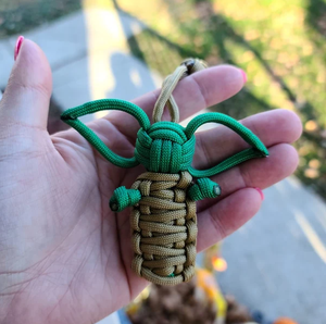 Bébé <span class=keywords><strong>Yoda</strong></span> lanière corde <span class=keywords><strong>porte</strong></span>-clés 550 tressé Paracord tissé Animal corps Kit voiture <span class=keywords><strong>porte</strong></span>-clés pour sac à dos fermeture éclair <span class=keywords><strong>porte</strong></span>-clés - Product Image 6