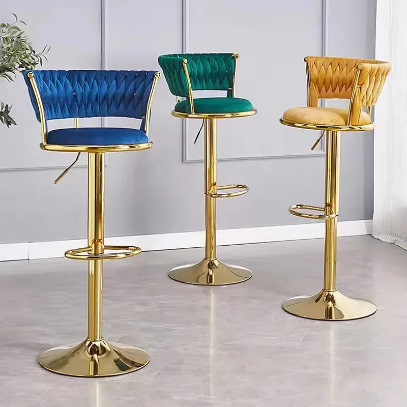 China Fábrica Nordic Swivel Counter Bar Stool Personalizado Cozinha De Luxo Ilha De Veludo Bar Cadeira Com Apoio Para Os Pés