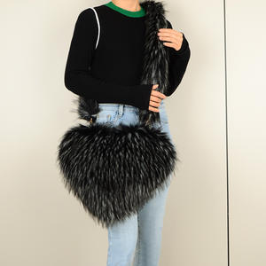Sac à main vintage <span class=keywords><strong>Love</strong></span> pour femme, sac à bandoulière en fourrure mignon, automne-hiver 2026, grand sac à main en fourrure moelleux en forme de cœur - Product Image 2