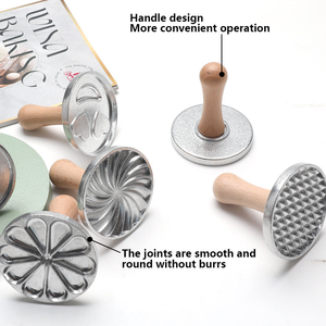 Moule à biscuits et à biscuits manuel de nouveau style avec manche en bois massif pour la <span class=keywords><strong>cuisine</strong></span> - Product Image 2