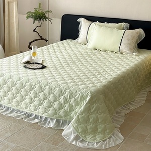 Set di lenzuola Lyocell copriletto Set letto per la casa in tessuto stile principessa francese in rilievo trapunta estiva a farfalla Set Set di biancheria da letto 4 pezzi - Product Image 6