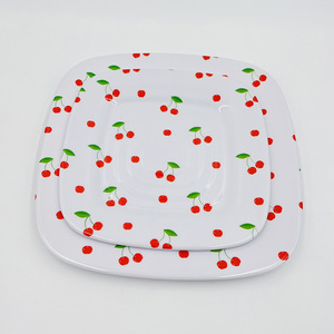 Piatti Quadrati in Melamina per Servire Piatti Principali, Dolci, Antipasti o Contorni Freschi - Product Image 1