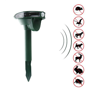 Hot Sale Solar Powered Motion Sensor Animal <strong>Repellent</strong> Outdoor Ultrasonic <strong>Dog</strong> <strong>Cat</strong> Animal Mouse Repeller - Product Image 1