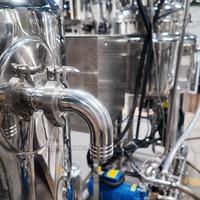 Homogénéisateur-émulsifiant mobile SPX 200L en acier inoxydable de qualité alimentaire avec moteur électrique et chauffage, pour produits chimiques, avec boîte de vitesses