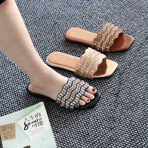 High-quality Fashionable Slip-on Retro-style Best-selling Rhinestone Wholesale Lightweight Women's <b>slippers</b> and Sandals - Product Image 1
