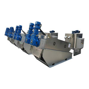 Notre presse à vis s'adapte aux conditions de <span class=keywords><strong>boues</strong></span> variables grâce à des protections anti-éclaboussures réglables et offre des résultats constants. - Product Image 2