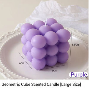 Bougie parfumée en forme de cube géométrique moderne faite à la main cadeau de nouvel an en cire écologique pour la décoration intérieure pour Noël - Product Image 2