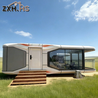 Capsule spatiale modulaire avec fenêtre en verre pour l'hébergement en hôtel-resort et les projets de maisons-capsules de glamping