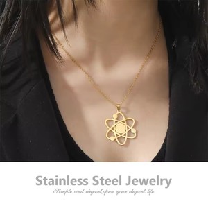 Collana con Ciondolo Teoria del Big Bang, Atomo, Galassia, Pianeta, in Acciaio Inossidabile, Gioielli Scientifici per Donne - Product Image 6