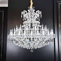 Lustres pour la décoration de mariage, centres de table en forme de lustre pour table de mariage, lustre de mariage, Hochzeits-Kronleuchter