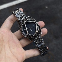 Montres uniques et créatives Vantage Alabaster Twisted Spider Web pour hommes, mode, acier, bracelet, hip-hop, montre à quartz personnalisée avec date pour hommes