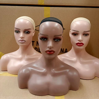 Tête de mannequin en plastique avec épaules, nouveau design, prix abordable, pour présentation de perruques