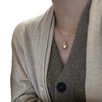 Pendentif trèfle à quatre feuilles en or 18 carats avec perle d'eau de mer dorée des mers du Sud, perle ronde unique dorée intense, idéal pour offrir
