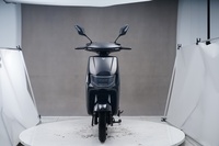 Indischer Scheibenbremsen-Elektroroller mit 2 Rädern, persönlicher Transporter, günstiger Preis, 48V CKD Sportbikes, 400W, 50km Reichweite, 40-60km/h