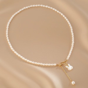 Collier en perles d'eau douce naturelles avec pendentif lapin sculpté, style mère millet, chaîne de clavicule pour femmes, pendentifs et breloques - Product Image 2