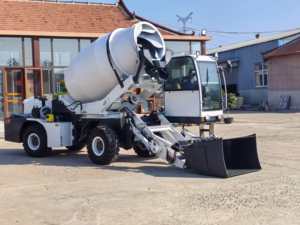 Mini Bétonnière Autochargeante 0.5m3 0.8m3 1m3 2m3 2.5m3 3m3 4m3 5m3 6m3 Machine à Mélanger - Product Image 3