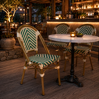 Ensemble de chaises de salle à manger d'extérieur empilables en aluminium personnalisées, chaise de bistrot parisienne en rotin pour restaurant