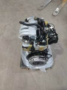Новый для <span class=keywords><strong>TOYOTA</strong></span> 4Y газовый/бензиновый двигатель в сборе для <span class=keywords><strong>Hilux</strong></span> 2,5 л 107 кВт в комплекте с проводкой EFI и компьютерной платой - Product Image 2