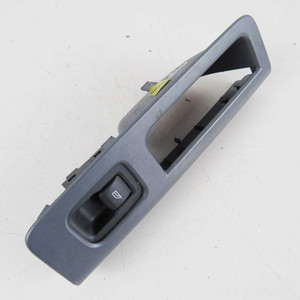 Pulsante alzacristallo posteriore destro 8679478 Volvo V50 2004-2012 (47167) - Product Image 1