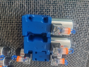 โซลินอยด์ 4WE 4WE6 220V 24V 4WE6 E61/EG24N9K4 4WE10 D50/EG24N9K4/M 220V 24V ไฮดรอลิก 4WE6D60/CG24N9K4 - Product Image 3