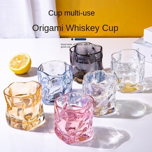 Bicchiere di vetro attorcigliato di alto valore piccola ragazza brilla Whisky vetro isolato per vino straniero e acqua domestica - Product Image 2