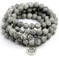 Bracelet-collier en perles de 108 maillons en pierre naturelle Œil de tigre de 8 mm, cristal de guérison, pour le yoga, breloque, bijoux DIY durables