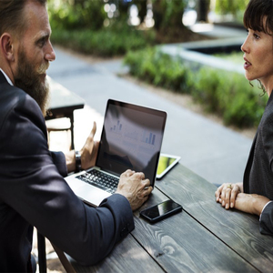 Invisible caché intégré sous la table meubles de bureau maison et bureau café bar mini <span class=keywords><strong>chargeur</strong></span> sans fil pour <span class=keywords><strong>iphone</strong></span> samsung - Product Image 6