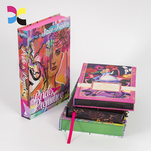 การพิมพ์หนังสือปกแข็งแบบกำหนดเองพร้อมขอบลวดลายที่มีสีสันแบบพ่น - Product Image 4