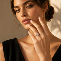 Bague de fiançailles et de mariage classique pour femme en argent sterling 925 avec moissanite D Color VVS1, taille brillant rond 1 carat, sertie 4 griffes et pavée