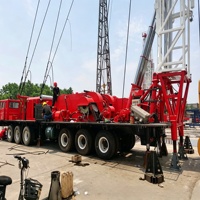 Foreuse carottière XJ650 montée sur camion pour champs pétroliers et gazières, conforme API, châssis robuste 128, mât de 35 m, plateforme latérale et système de suivi latéral