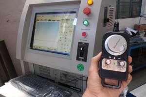 ACCURL 4000mm * 2000mm CNC Machine de découpe au jet d'eau pour marbre, granit et verre - Product Image 6