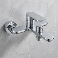 Robinet de baignoire mural moderne en laiton, finition chrome poli, mitigeur monocommande eau chaude et froide pour hôtel et villa