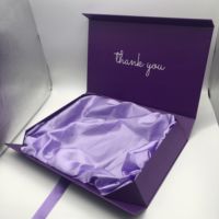 Boîte cadeau en carton avec doublure en satin de soie, design luxueux personnalisé, couleur violette, pour vêtements, bijoux, perruques