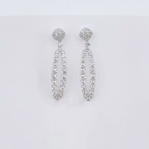 Nuevos y Opulentos Pendientes de Diamantes Cultivados en Laboratorio con Diseño de Gotas de Lluvia y Flecos, Oro Blanco de 18K, Versátiles, con Diamantes Incrustados, Refinados para Mujer - Product Image 1