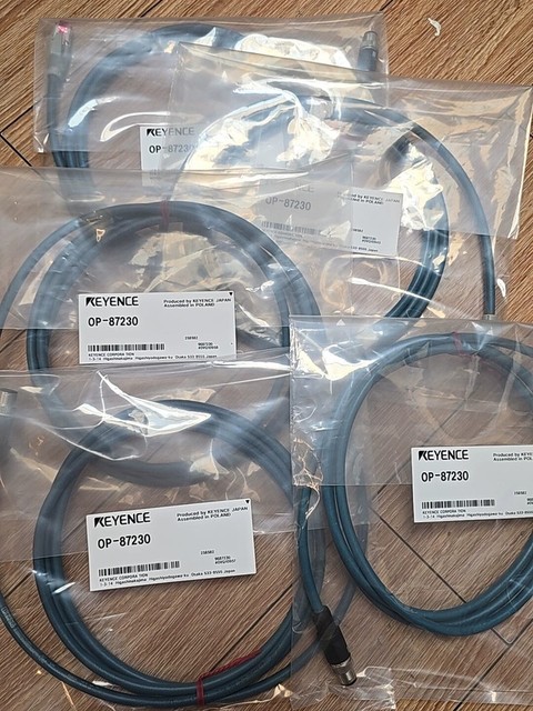 New Original Ready Stock OP-87230 2m Cable Industrial Automation PAC Dedicated PLC Programming Controller