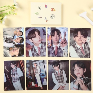 8 unids/set KPOP JIN SUGA Navidad Photocard alta calidad estilo INS Impresión de doble cara LOMO tarjeta JIMIN V JUNG KOOK regalos de la J-HOPE - Product Image 6
