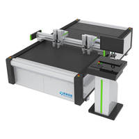 Traceur de découpe à couteau oscillant CNC Feuille de mousse EPE Table à plat Mousse EVA Machine de découpe d'éponge numérique automatique