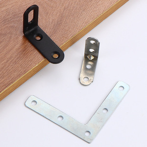 เหล็กฉากสามเหลี่ยมชุบสังกะสีสำหรับเชื่อมต่อเฟอร์นิเจอร์สำหรับใช้ในบ้าน - Product Image 3