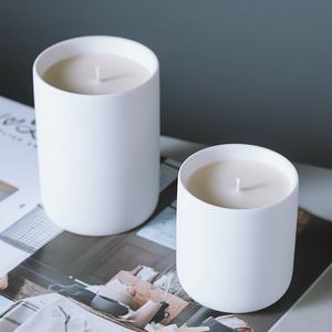 Contenedor de vela vacío de cerámica elegante personalizado de 5,5 oz, 9oz, 10oz, tarros de vela blanca, vaso de vela esmerilada - Product Image 5