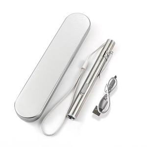 USB 2-en-1 Infirmière Médecin Stylo Lumière et Double Lampe de Poche LED Étanche Multi-<span class=keywords><strong>Outil</strong></span> pour Usage Médical Corps en Acier Inoxydable - Product Image 6
