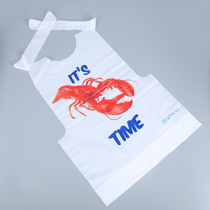 مريلة بلاستيكية مقاومة للماء للاستخدام مرة واحدة مع شعار مطبوع مخصص، مناسبة للمأكولات البحرية والزيوت، للبالغين في المطاعم - Product Image 6