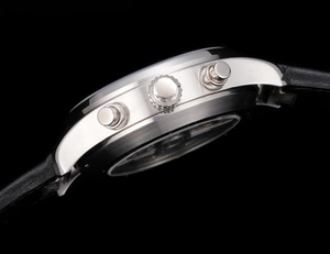 Montre chronographe luxueuse avec aiguilles en acier inoxydable, diamètre 43 mm, résistance à l'eau 30 bars, mouvement mécanique - Product Image 4