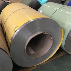 Bobine en acier galvanisée par revêtement <span class=keywords><strong>de</strong></span> couleur <span class=keywords><strong>de</strong></span> rouge et <span class=keywords><strong>noir</strong></span> <span class=keywords><strong>de</strong></span> grain <span class=keywords><strong>de</strong></span> bois <span class=keywords><strong>de</strong></span> calibre 20 pour la fabrication <span class=keywords><strong>de</strong></span> clôtures <span class=keywords><strong>prix</strong></span> par tonne - Product Image 5