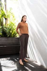 Pantalon évasé en polyknit extensible à taille élastique, best-seller - Product Image 5